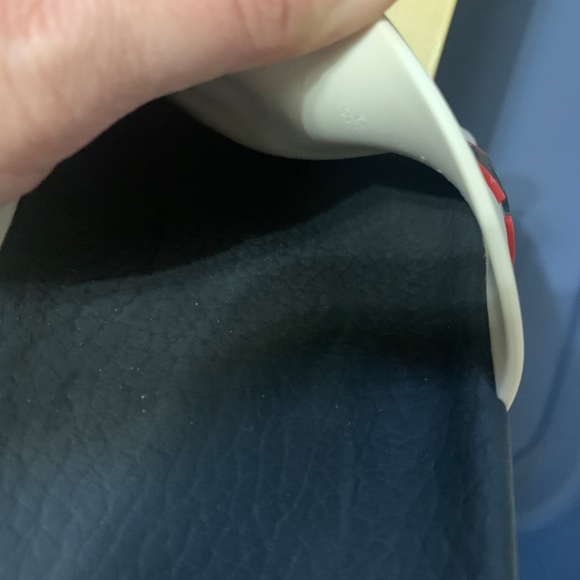 Gucci white logo slides - Picture 3 of 3